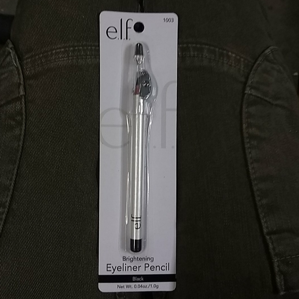 Eyeliner pencil ( must be bundled)